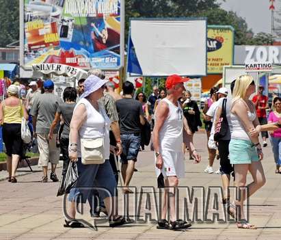 Хотелиерите в Слънчев бряг свалиха цените