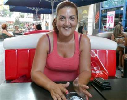 Маруся, която намери и върна 12 000 евро, дължи пари и мечтае за Тоскана