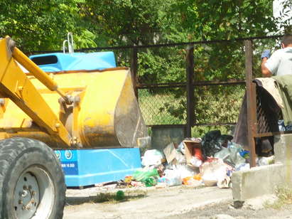 Шок! Неизвестни крадат контейнери за боклук в Бургас!