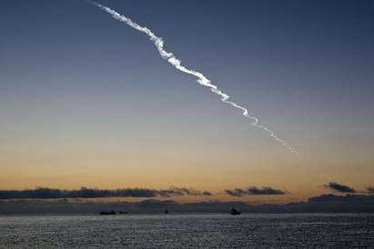 Метеорит се взриви в небето над руски остров (ВИДЕО)