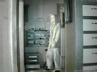 Издирват призрак, ограбил апартамент в Солт Лейк Сити