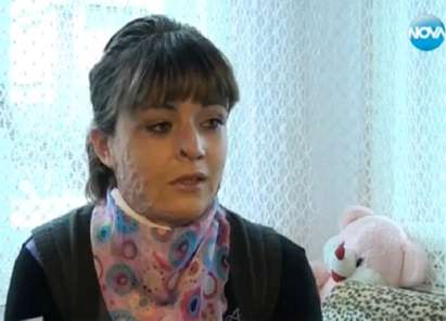 Мъжът на Ани Цануйкова похарчил парите, дарени за лечението й и я зарязал