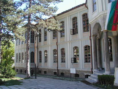 Общинските съветници от Айтос се изнасят във Велико Търново, ще заседават в сградата на Народното събрание