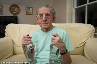 Не дадоха на 92-годишен дядо водка, не бил навършил 18 години