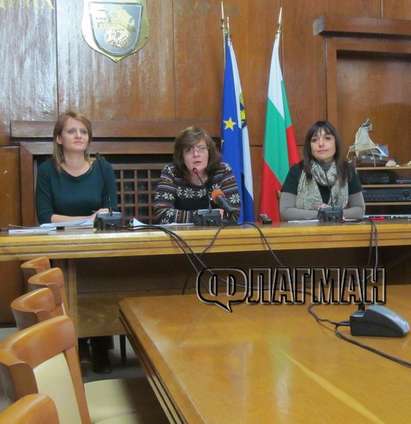 Бургас: ЕК да провери шестимата българи, които ни отстраниха от „Културна столица на Европа”