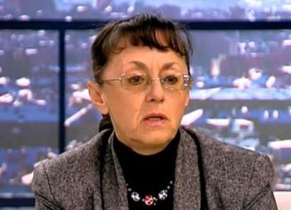 Нели Куцкова: Веселина Тенева да обясни как майка й е придобила имоти в Бургас