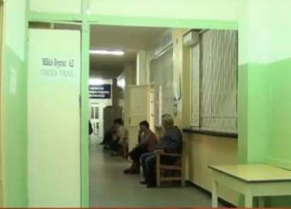 Безхаберие в РЗИ и страх в ТЕЛК – Бургас от честния д-р Пехливанов остави 900 болни на произвола