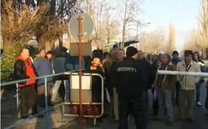 Съкратените корабостроители се събират за протест
