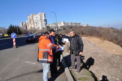 Укрепват свлачище в ж. к. Меден рудник