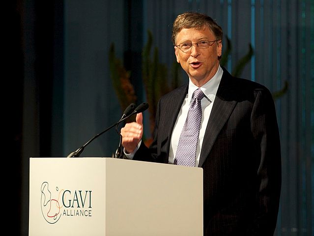 Бил Гейтс: Бедните страни ще изчезнат до 2035 година