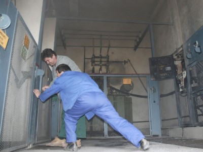 Човек изгоря при авария в трафопост