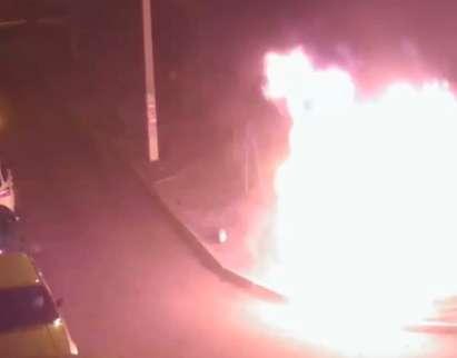 Вижте как маскирани подпалиха БМВ Х6, за да си отмъстят (ВИДЕО)