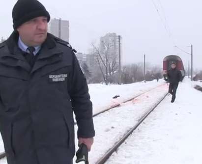 Отчаяна жена се сбогува с близките си по телефона и се хвърли под влака