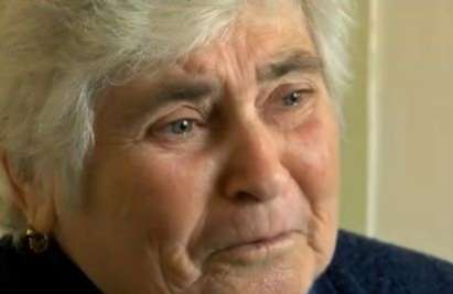 77-годишна баба дава 500 лева на измамник, куриер я спаси