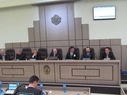 35 съветници гласуваха "за" бюджета на Бургас за 2014 г  от 326 млн. лева