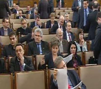 Депутатите се събират извънредно, обсъждат промените в Изборния кодекс