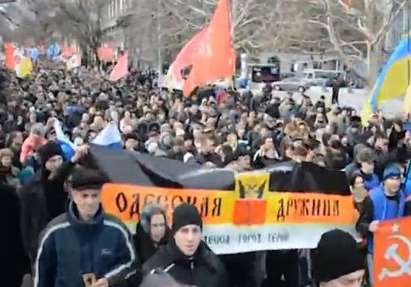Одеса и Севастопол въстанаха срещу новия президент на Украйна, издигнаха руския флаг