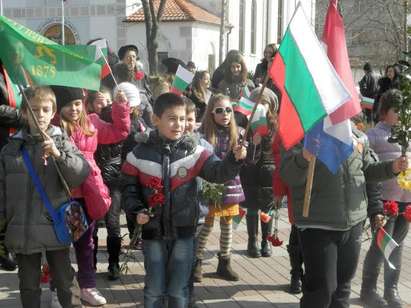 Празничната програма за 3 март в Поморие започва от храм "Свето Рождество Богородично"