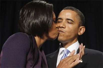 Барак и Мишел Обама декларираха 503 183 долара за 2013 г.