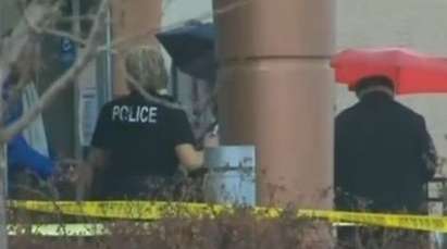 Трима убити при стрелба в два еврейски центъра в Канзас