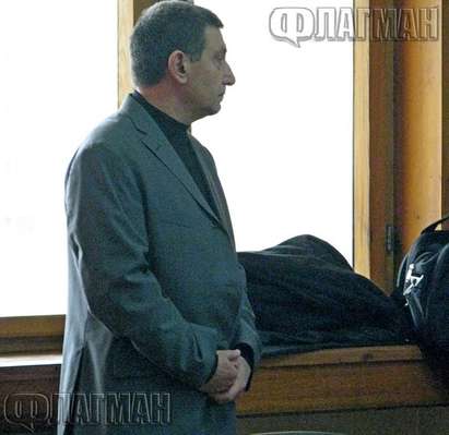 Осъденият за смърт на пътя Борис Караманов се вихри като шеф на Рибното пристанище