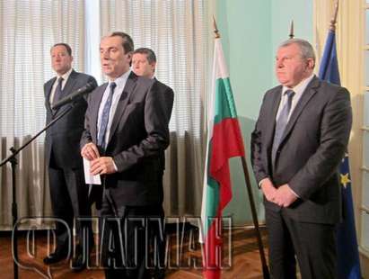 Премиерът Пламен Орешарски: Няма финансиране за Пътен възел „Запад“, но мислим