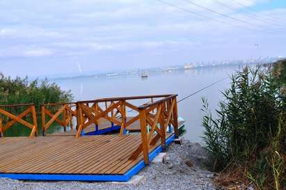 Община Бургас пуска до дни 10 лодки кану-каяк във Вая, разходката е 3 лв. на час