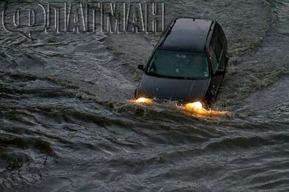 Потопът в Бургас в снимки. Вижте ги!