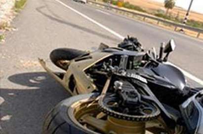 Моторист си потроши ребрата край Поморие, кръговото кръстовище побърка шофьорите