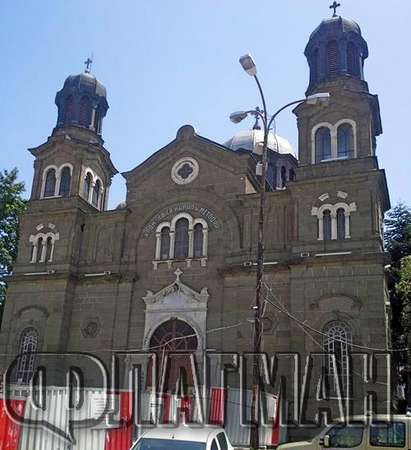Осем фирми посягат към държавните 1,8 млн.лв. за ремонт на храма „Св.св.Кирил и Методий“