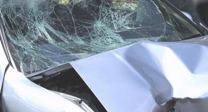 Автомеле в Айтос: 20-годишен без книжка заби четирима тийнейджъри в дърво и загина
