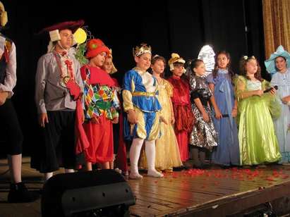 Над 400 млади актьори събра Фестивалът „Сцена край морето”