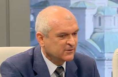 Депутат поиска Орешарски да си ходи, за да не ни връхлети финансова градушка