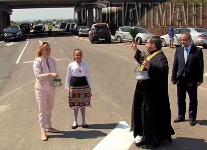Откриха пътен възел „Българово“, чакат трафикът в Бургас да намалее с 40 % (ВИДЕО)