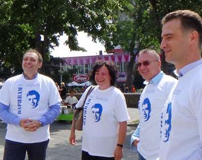 Кандидатите за депутати от ГЕРБ в Бургас се включиха в кампанията „Дарявам за Калата“
