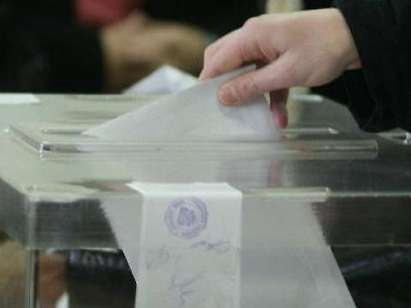 300 са кандидати за депутати от Бургас, ще се борят за 14 мандата