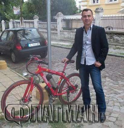 Бургаски бизнесмен заряза новия си Мерцедес, яхна велосипед Ferrari на ток
