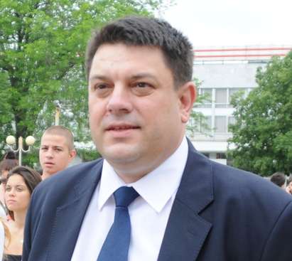 Атанас Зафиров от БСП поздрави бургазлии по повод Деня на независимостта