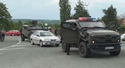 Пет експлозии отворили кратери във фабриката на смъртта
