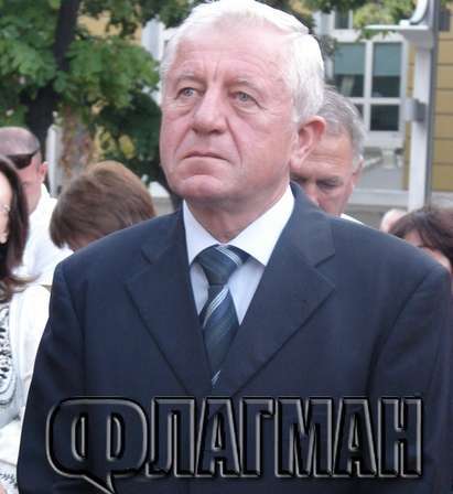 По изчисления на Флагман.бг: Ген. Михо Михов бие Явор Нотев за 14-ти депутат от Бургас