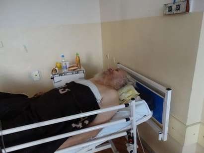 Отец Иван от болничното легло: Помогнете на нуждаещите се!