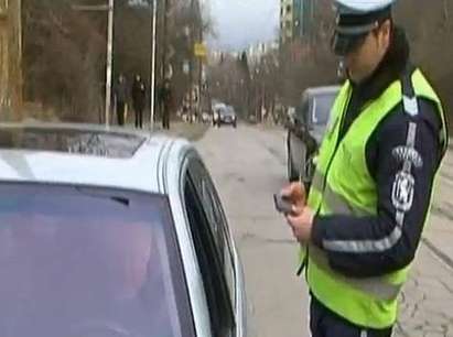 Започва акция „Зима“, пътните полицаи проверяват светлини, чистачки и гуми