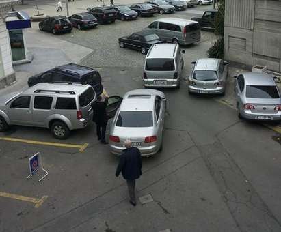 Ексшефът на РИОСВ в Бургас Бойчо Георгиев стана регулировчик на хотелски паркинг