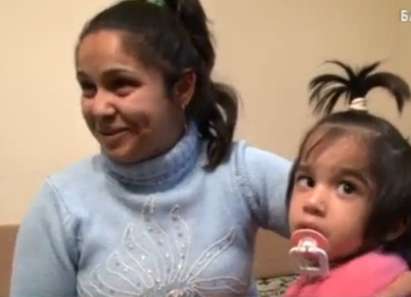 4-годишно момиче от Бургас с детска церебрална парализа се нуждае от проходилка