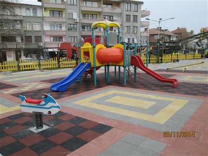 Обновиха детския кът на улица "Морска" в Поморие