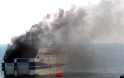 Седем българи са сред пътниците на горящия ферибот край Корфу, ето имената им
