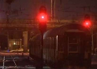 Десетки влакове блокирани в София заради замръзнали стрелки