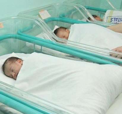 Рекордно малко бебета са се родили през 2014 г. в България