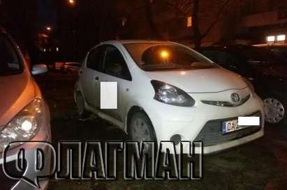 Бургазлия: Фирмен автомобил окупира синята зона, не плаща нито лев