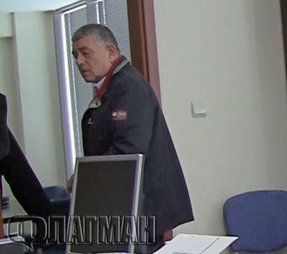 Мародерство! Четирима служители на корабния бос Костадин Георгиев са откраднали бизнеса му веднага след погребението
